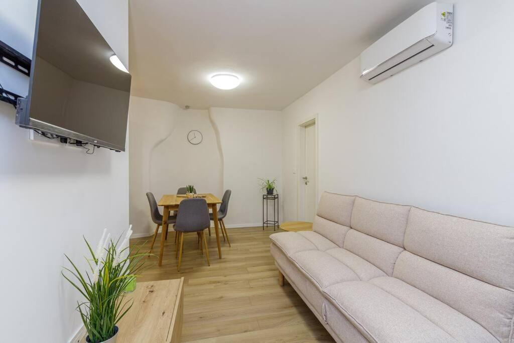 KaštelirHouse Aves 1公寓 外观 照片